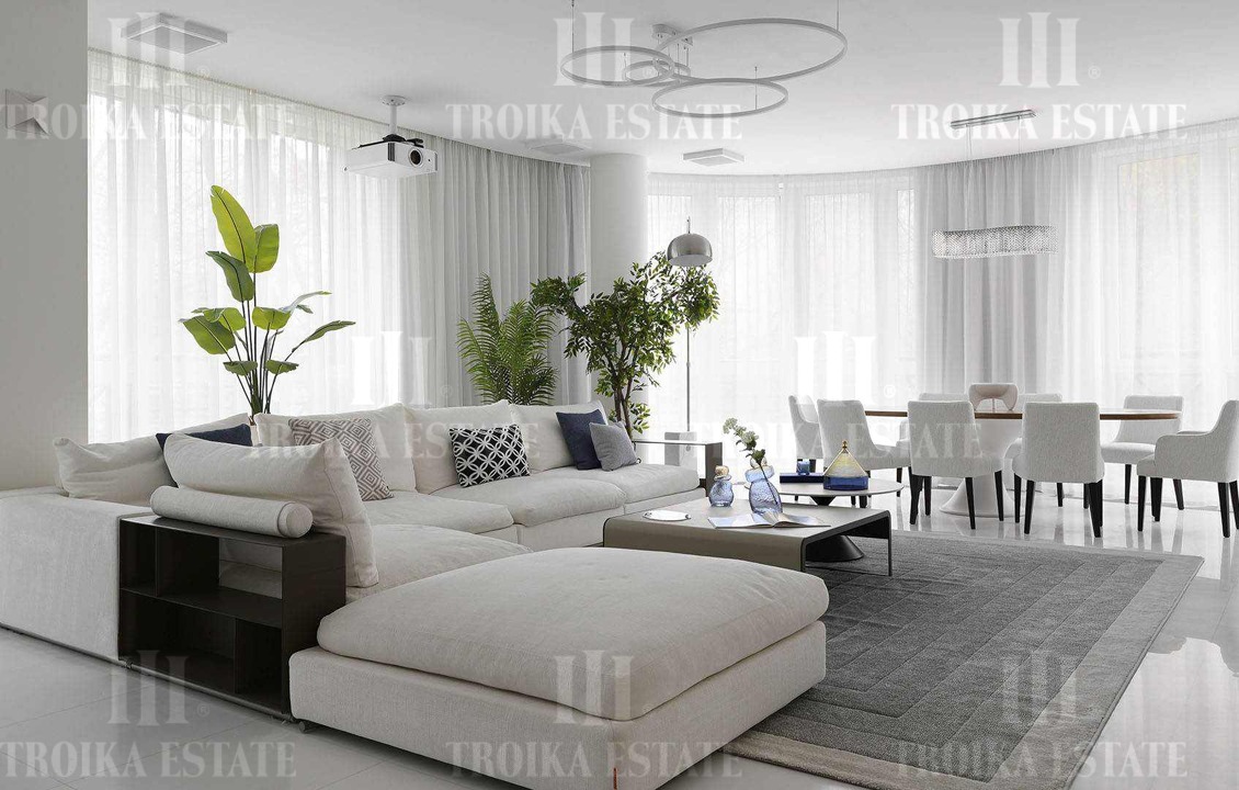 Купить  Квартиру с отделкой Богословский пер-к 12А метро Пушкинская