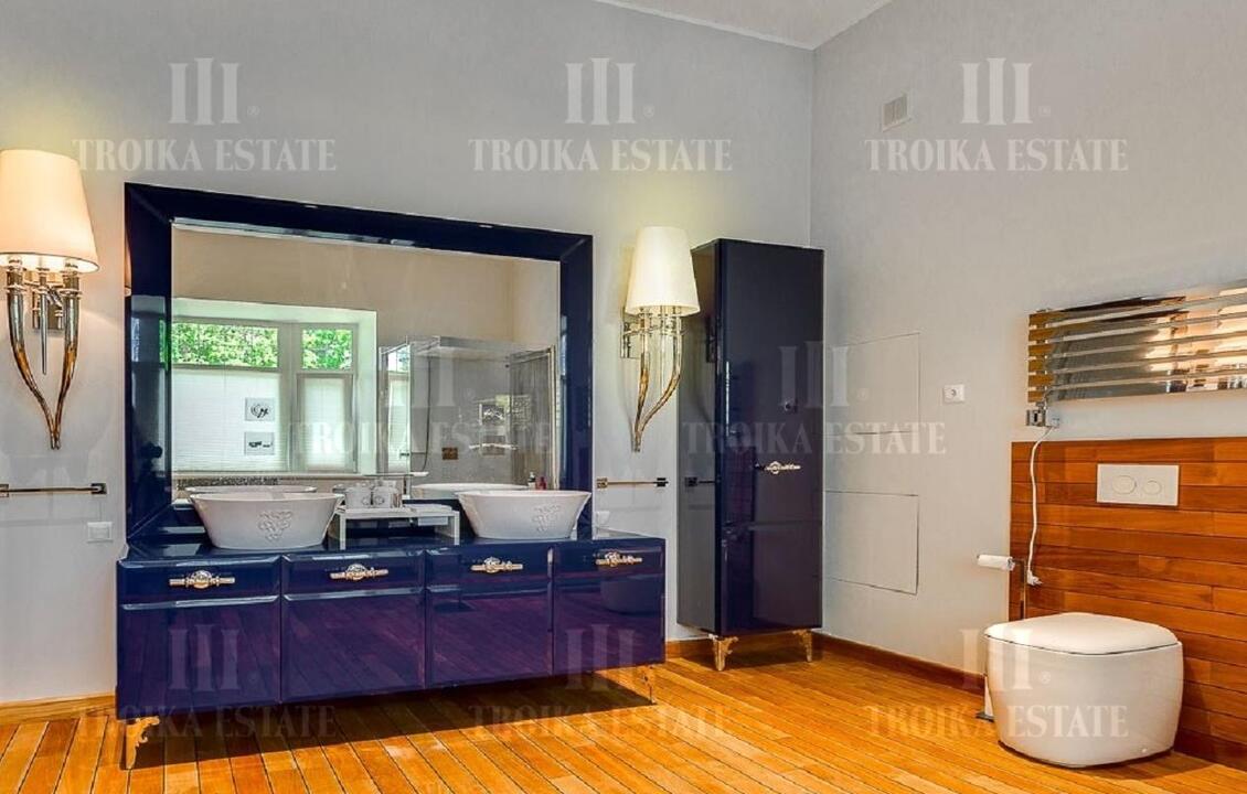 АрендоватьКоттедж
с отделкойГорки-1 метро 