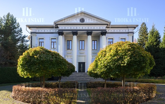 Купить  Коттедж с отделкой Рублево-Успенское 21км от МКАД