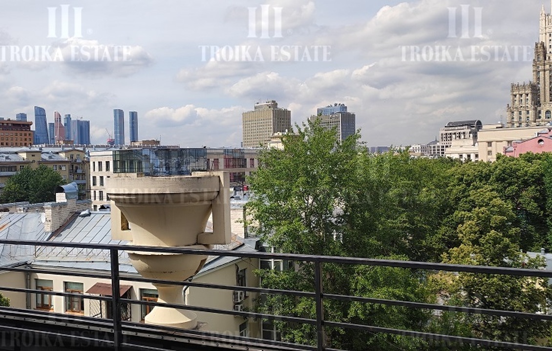 Купить  Пентхаус без отделки Б. Левшинский пер-к 11 метро Смоленская