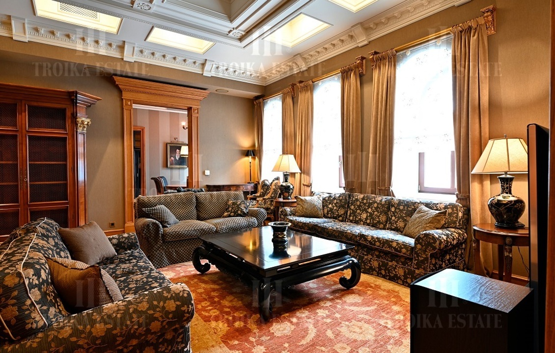 Купить  Квартиру с отделкой М. Молчановка ул 8 метро Арбатская