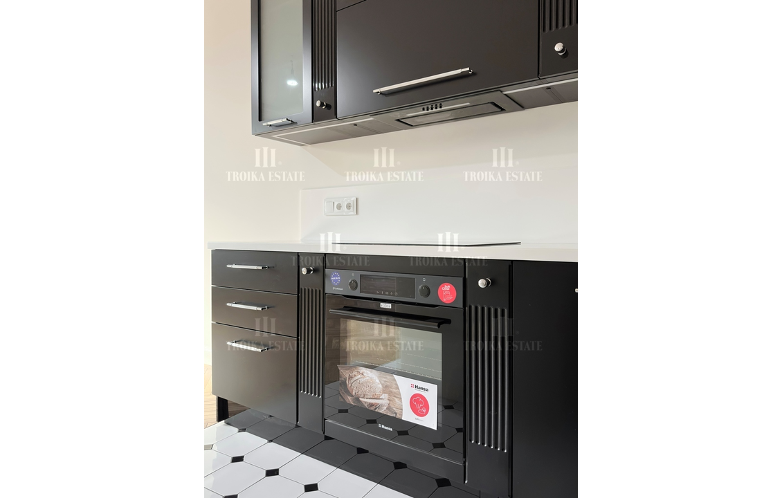 Купить  Квартиру с отделкой Сеченовский пер-к 3 метро Кропоткинская