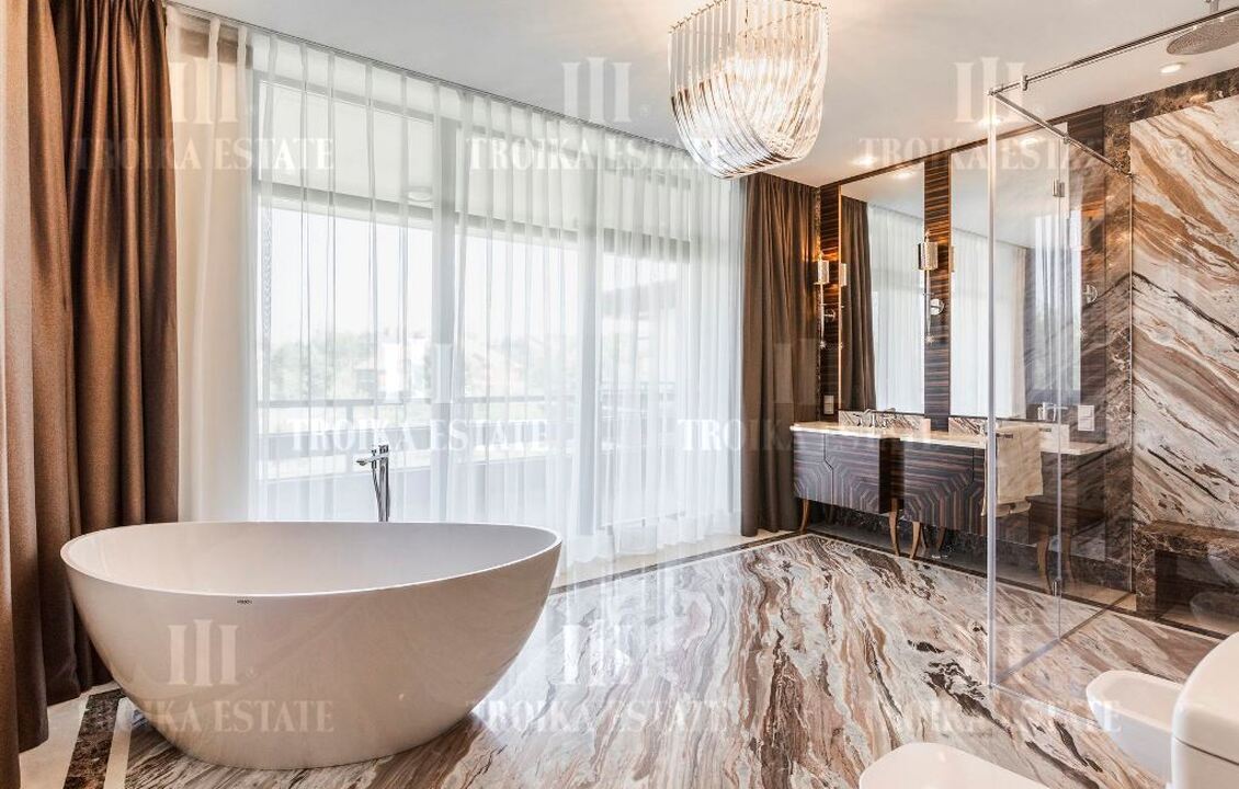 КупитьКоттедж
с отделкойБарвиха XXI 5 км метро 