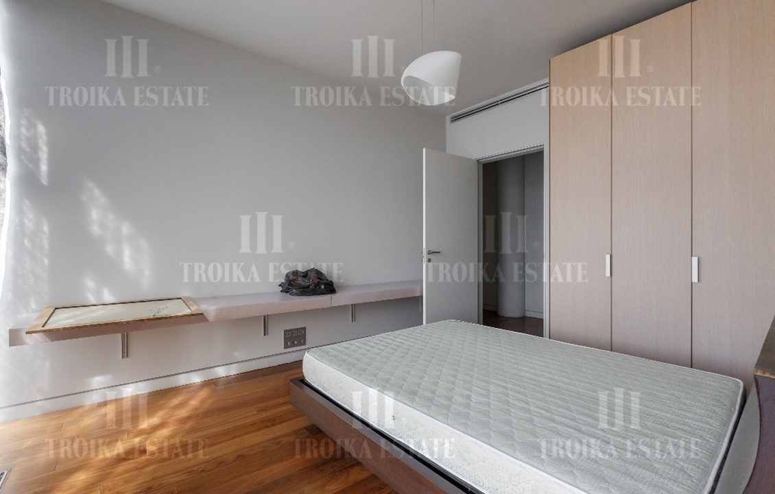 Купить  Пентхаус с отделкой Молочный пер-к 1 метро Парк культуры