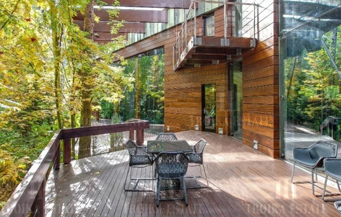 КупитьКоттедж
с отделкойНикольская Слобода 9 км метро 