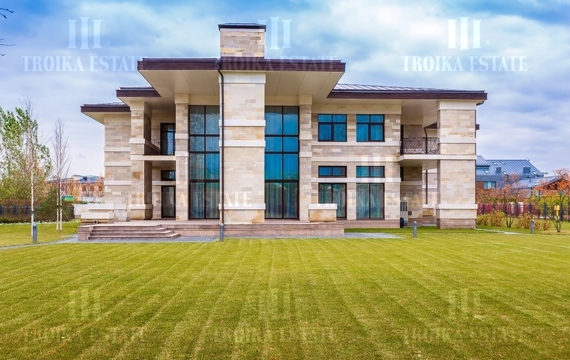 Купить  Коттедж с отделкой Рублево-Успенское 9км от МКАД