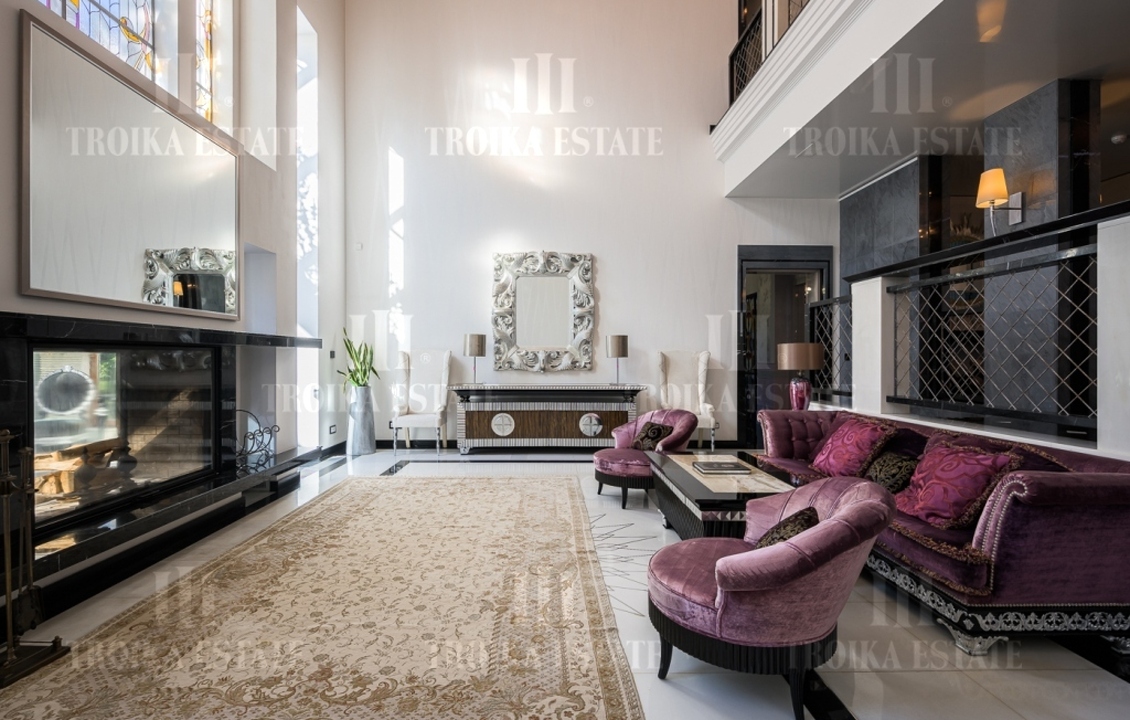 КупитьКоттедж
с отделкойНиколино 23 км метро 