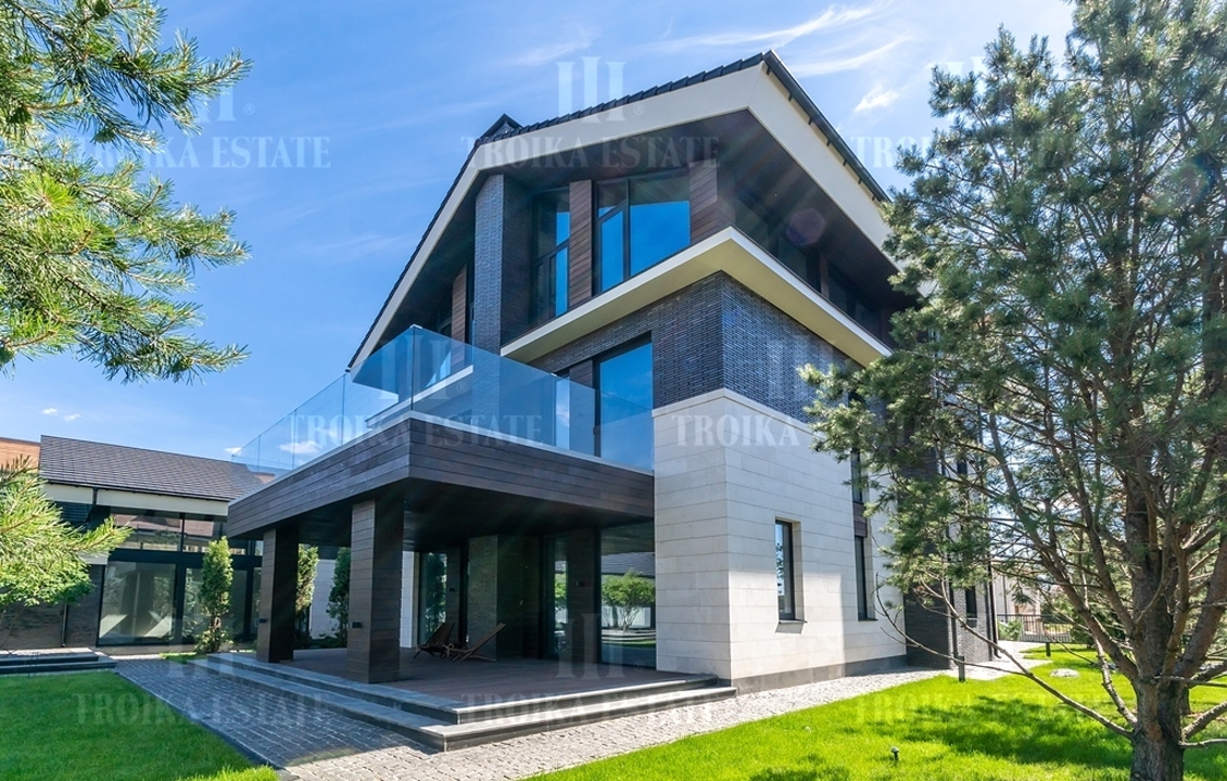 КупитьКоттедж
без отделкиПрозорово 9 км метро 