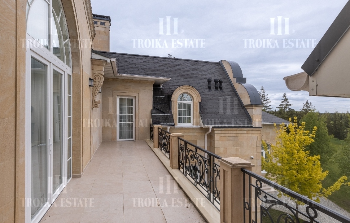 КупитьКоттедж
с отделкойАгаларов Эстейт 24 км метро 