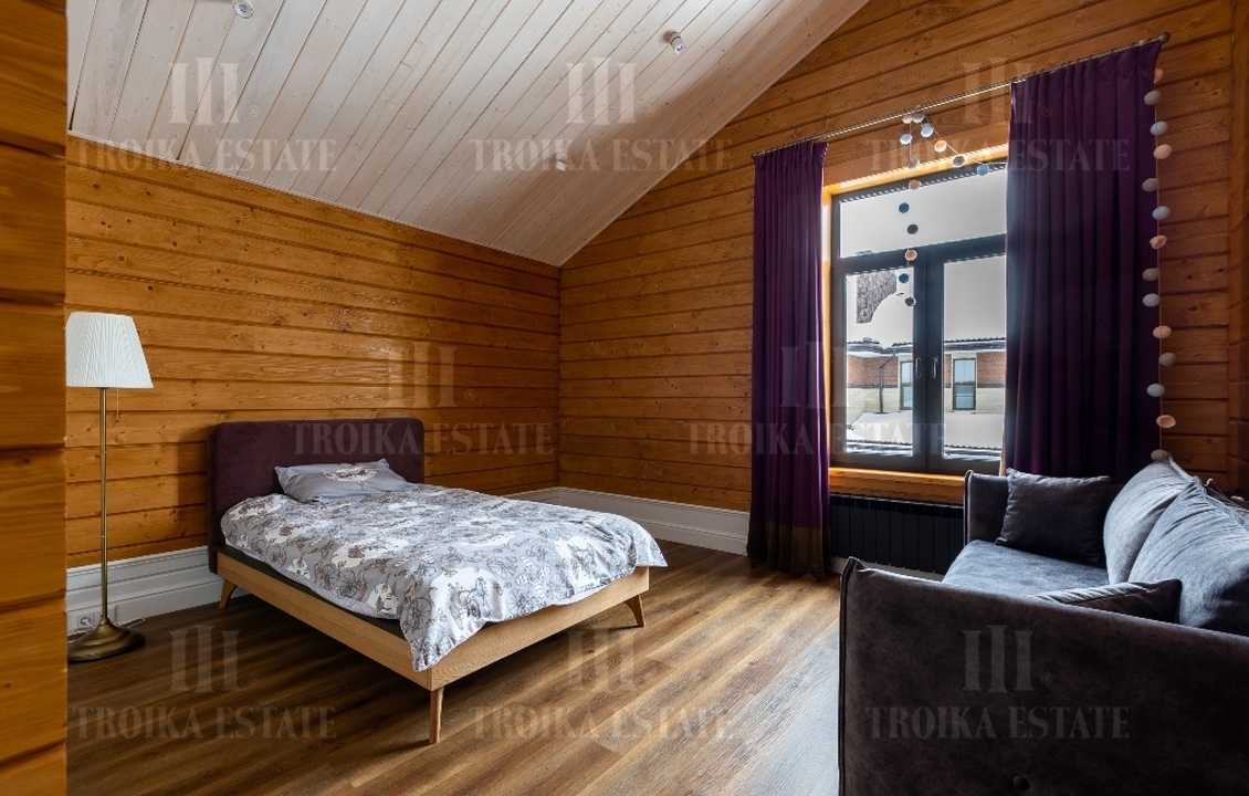 КупитьКоттедж
с отделкойРуза Фэмили Парк 9 км метро 