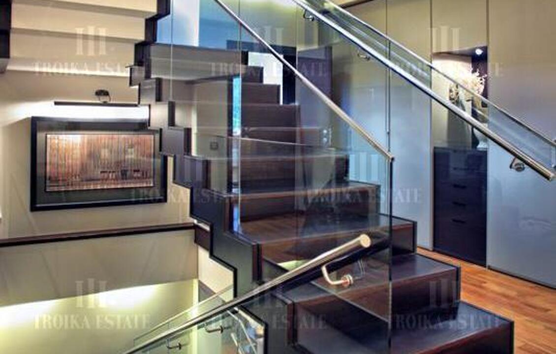 КупитьКоттедж
с отделкойГорки-21 метро 