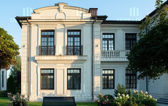 Купить  Коттедж с отделкой Рублево-Успенское 9км от МКАД