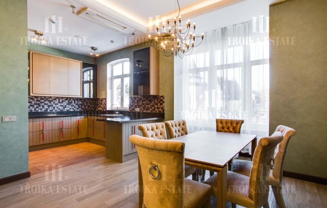 КупитьТаунхаус
с отделкойДовиль 9 км метро 