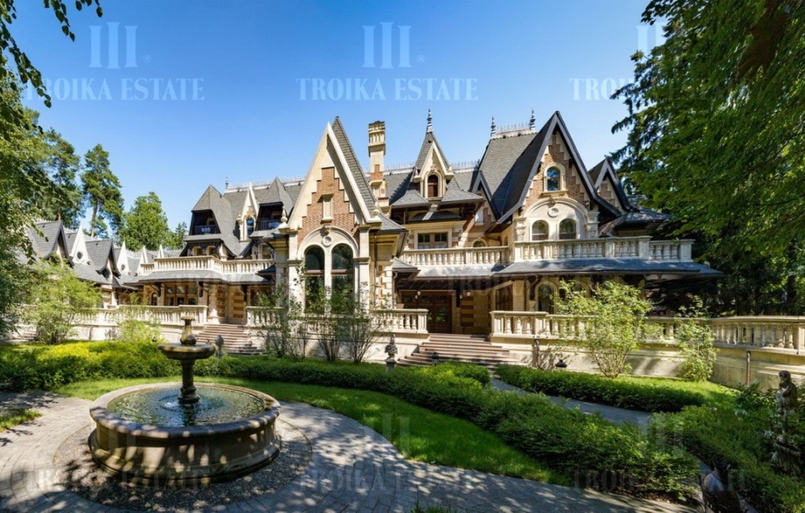 КупитьКоттедж
с отделкойДовиль 9 км метро 