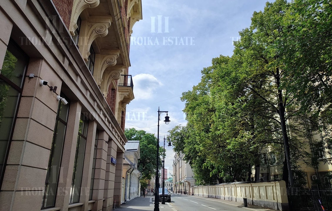 Купить  Пентхаус без отделки Б. Левшинский пер-к 11 метро Смоленская