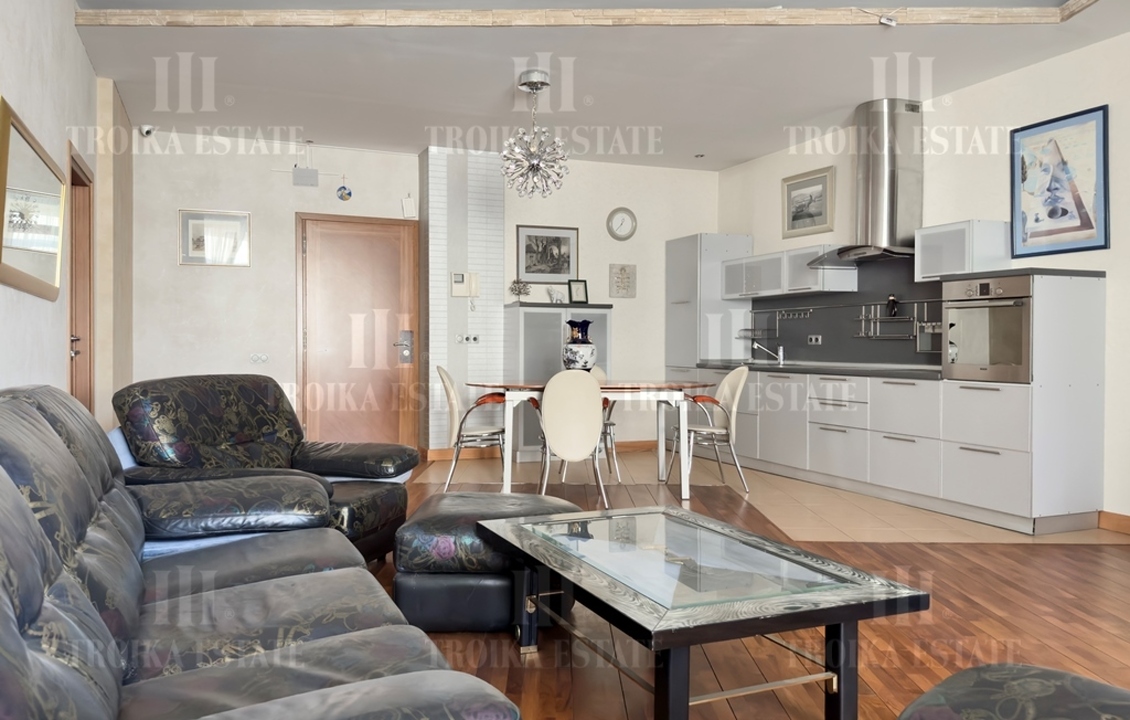 Купить  Квартиру с отделкой Филипповский пер-к 8с1 метро Кропоткинская