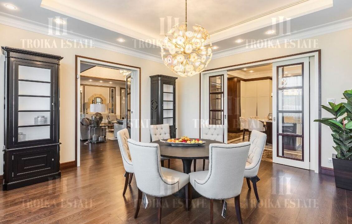 КупитьКоттедж
с отделкойБарвиха XXI 5 км метро 