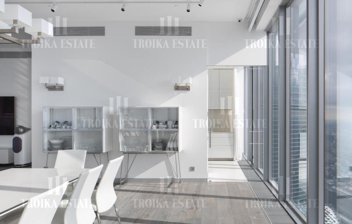 Купить  Пентхаус с отделкой 1-й Красногвардейский пр-д, 21с1 метро Международная