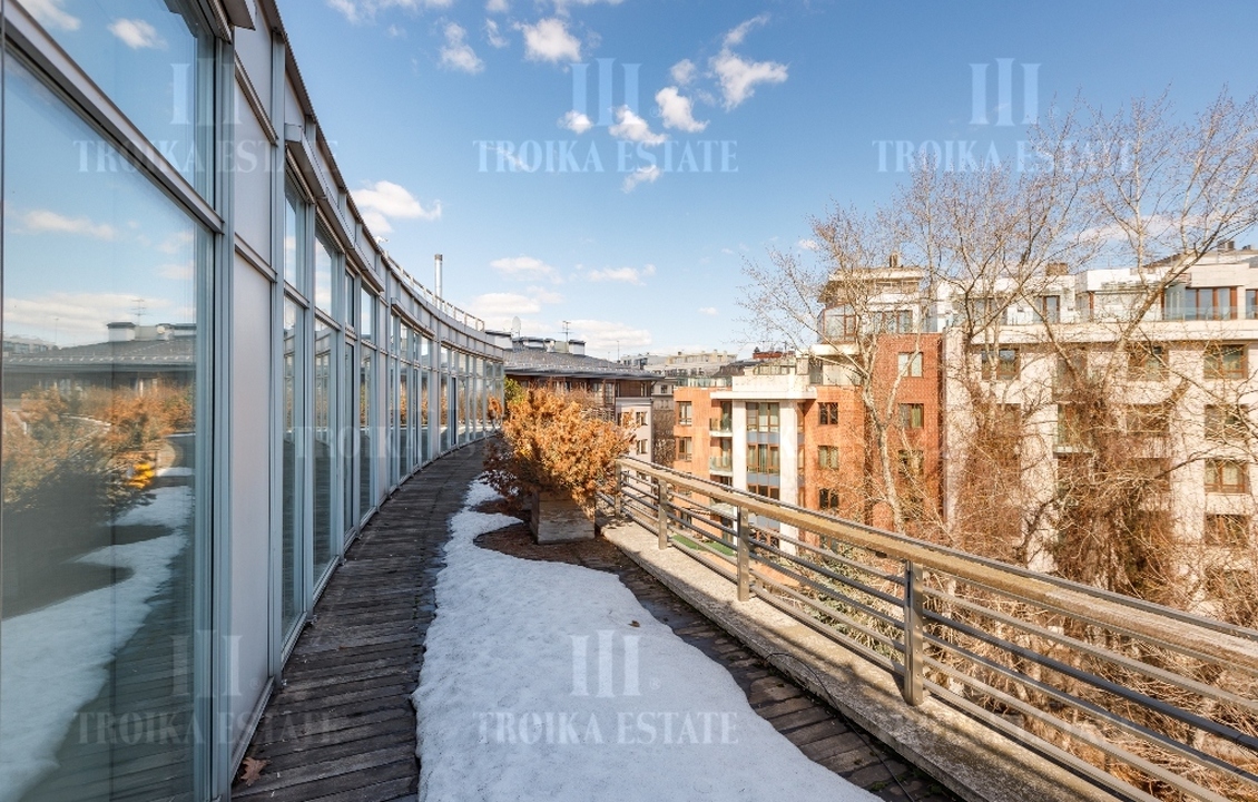 Купить  Пентхаус с отделкой Молочный пер-к 1 метро Парк культуры