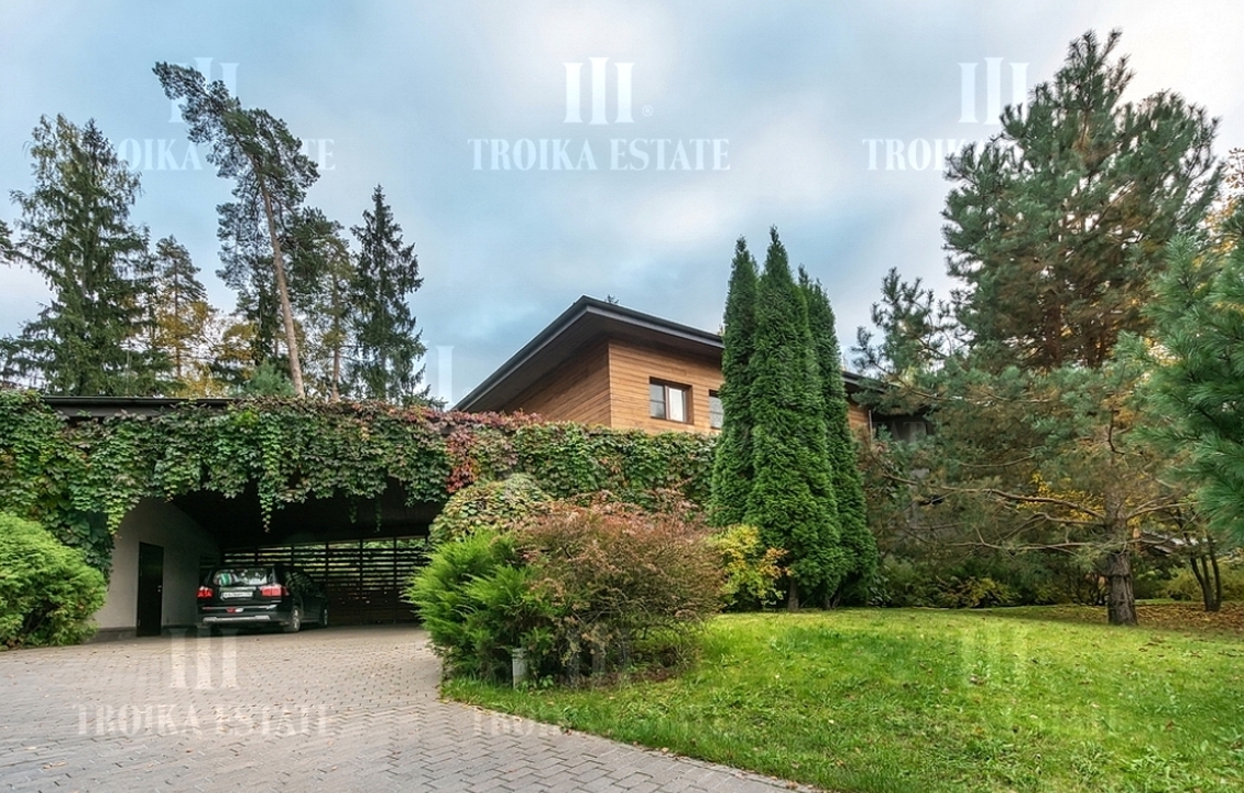 КупитьКоттедж
с отделкойЛандшафт 8 км. метро 