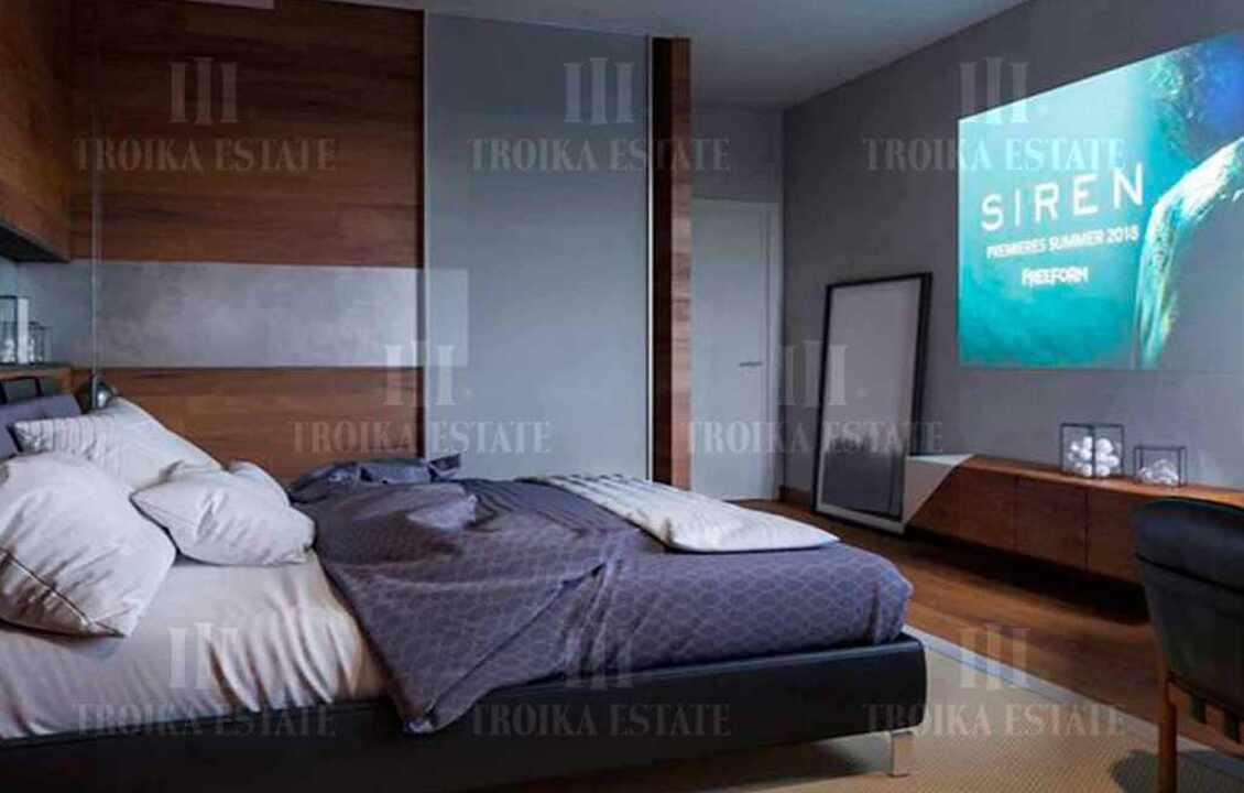 Купить  Пентхаус без отделки Ефремова ул, 10с1к4/5 метро Спортивная