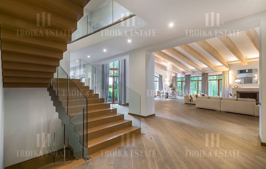 КупитьКоттедж
с отделкойЛандшафт 8 км. метро 